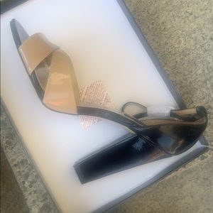 WHBM LAMAR TAN/BLACK SANDALS